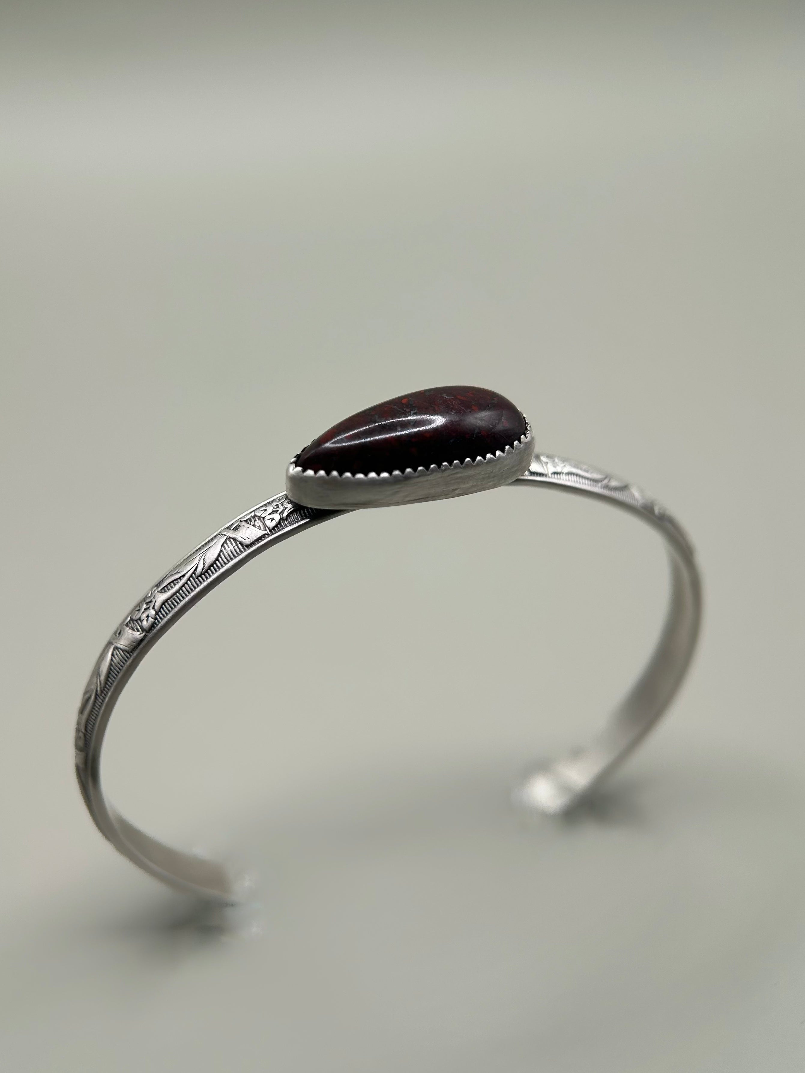 CRIMSON CUFF